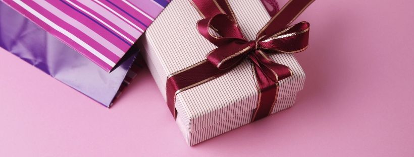 Gift Bag Ideas for Every Occasion (budget-friendly!)